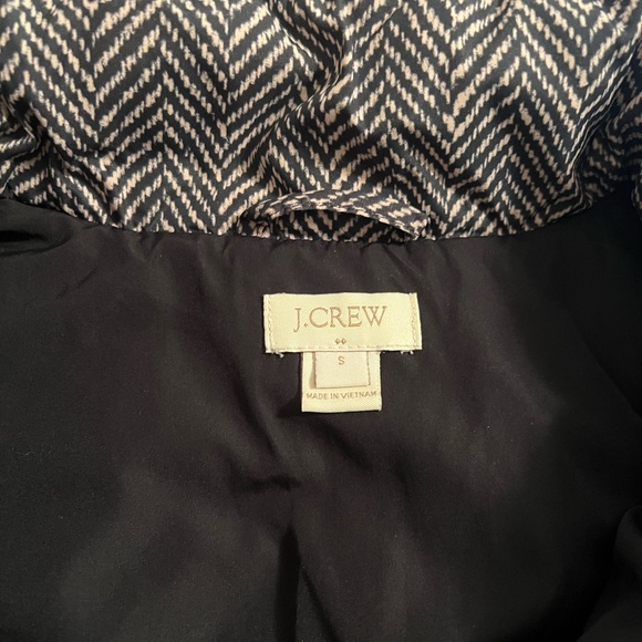 J. Crew Factory Quilted Printed Puffer Vest 02533 - Picture 4 of 7